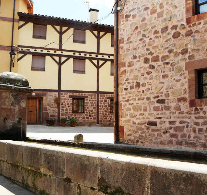 ABREBADERO / PILÓN ABREBADERO / PILÓN