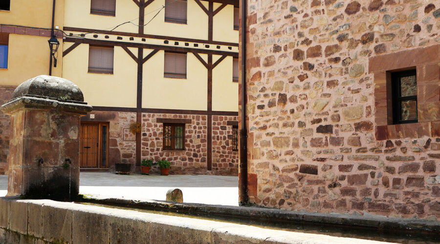 ABREBADERO / PILÓN ABREBADERO / PILÓN